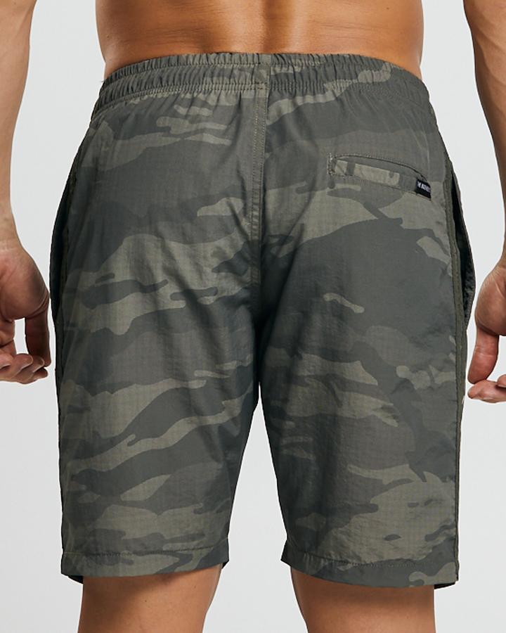 The Mad Hueys Dingo Quick Dry Volley Shorts Camo - Fish City Hamilton - 28 -